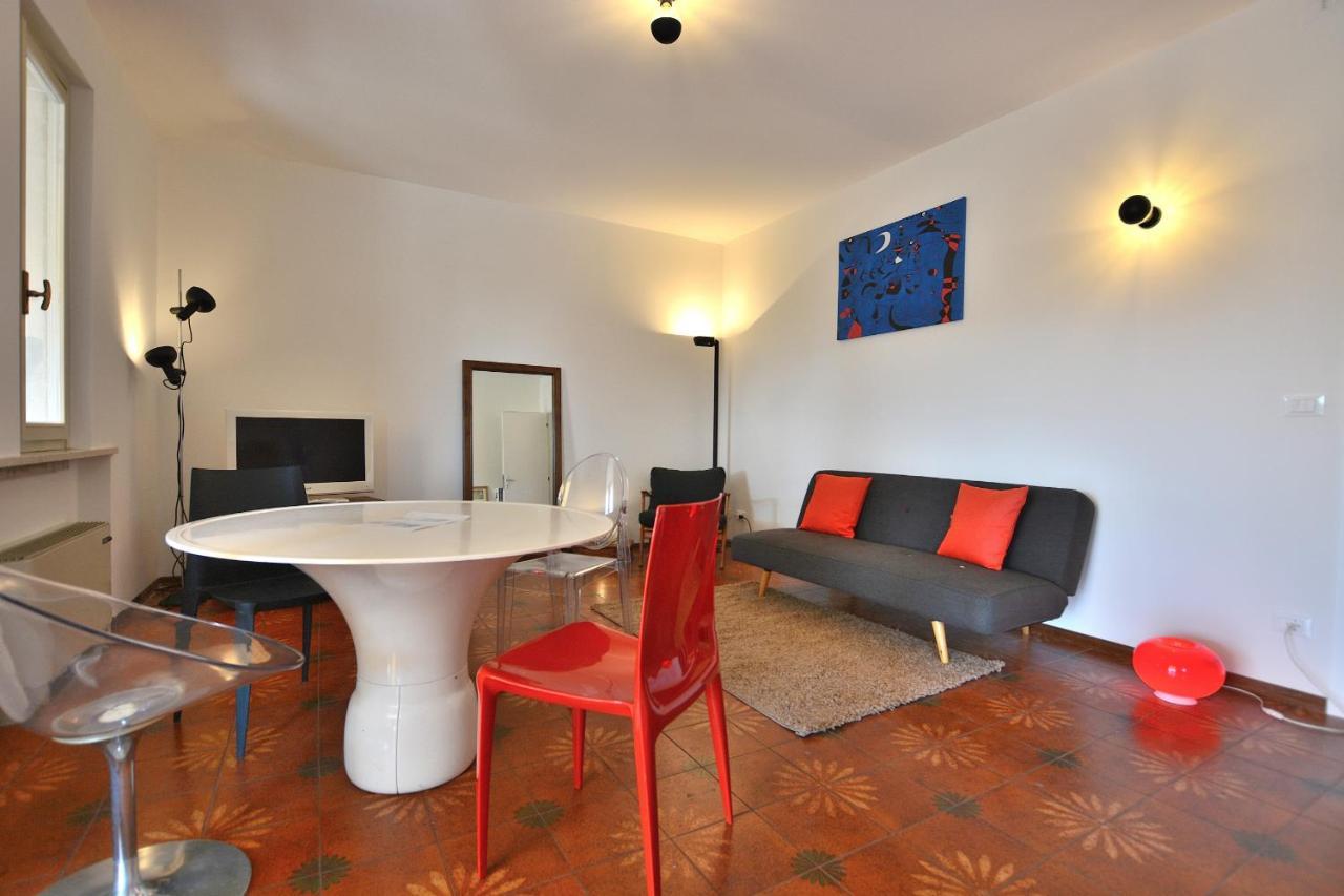 Apartment Joan Mirò with pool Bardolino Esterno foto